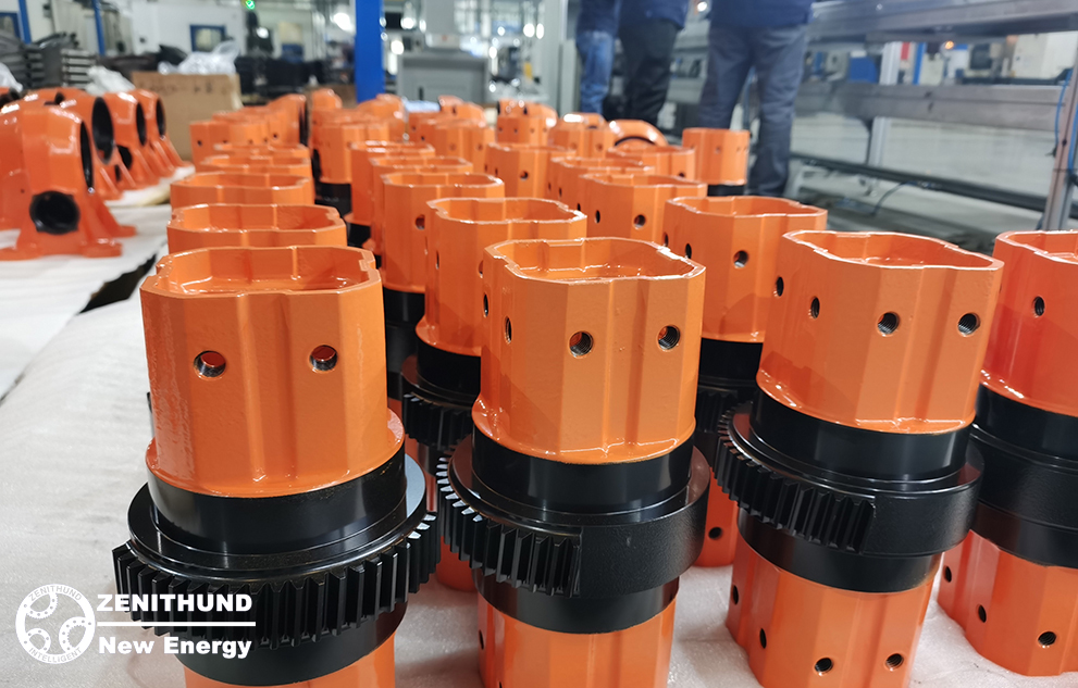 Solar Tracker (6) Solar Tracker (6)